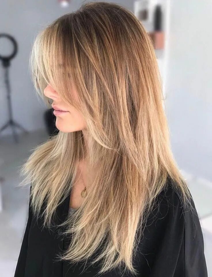 Прически стрижки на длинные волосы 2024 Long Caramel Balayage Shag Hairstyle Long shag haircut, Long hair styles, Long s