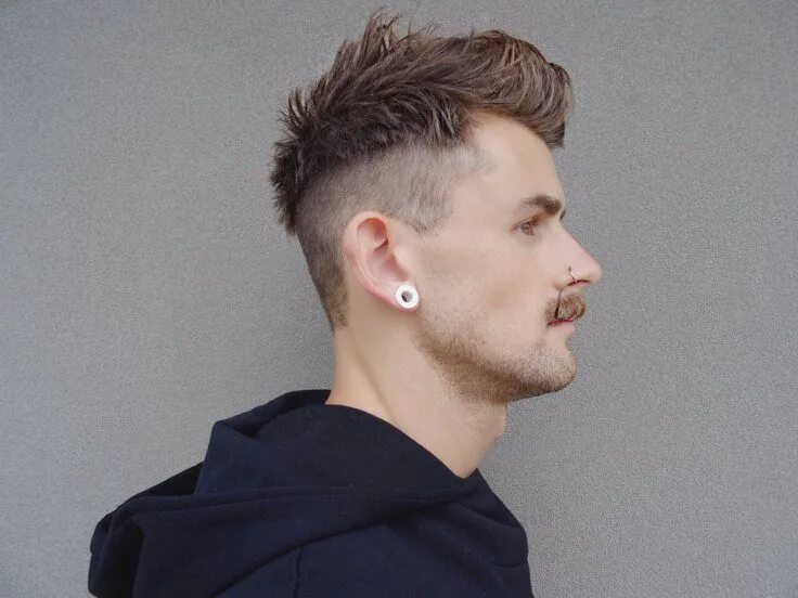 Прически сверху длинные сбоку коротко mens-haircut-short-on-sides-long-on-top-14-trendy-short-sides-long-top-hairstyle