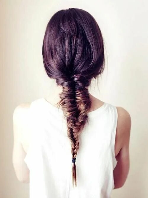 Прически сзади длинные волосы Pull your hair back into a low, thick fishtail braid for a bohemian look. // #Ha