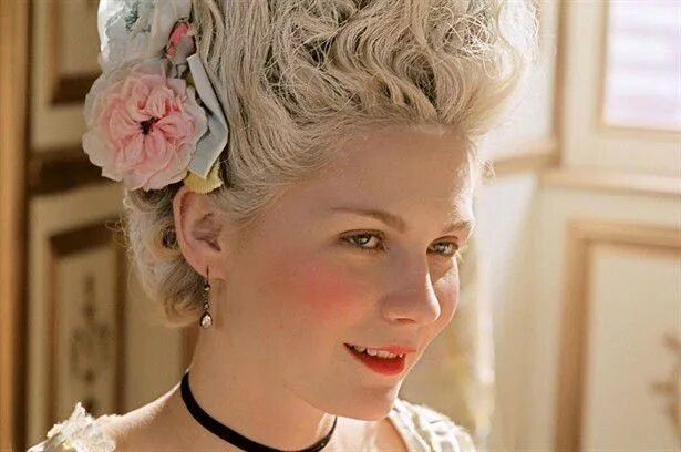 Прически в английском стиле женские Valentine & Cie Marie antoinette 2006, Marie antoinette, Kirsten dunst marie ant