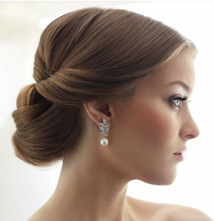 Прически в классическом стиле женские Pin by Camila da Silva on Penteados Elegant wedding hair, Hairdo wedding, Weddin