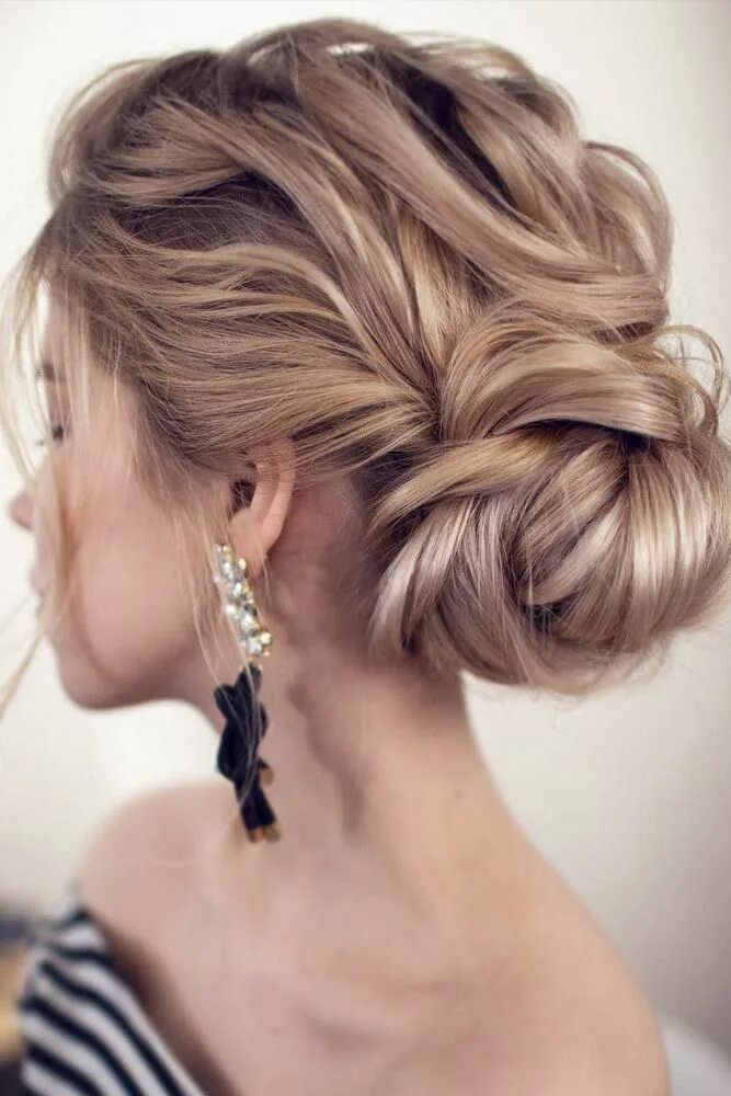 Прически волосы красиво собраны Best Hairstyles & Haircuts for Women in 2017 / 2018 : Classy Textured Updo With 