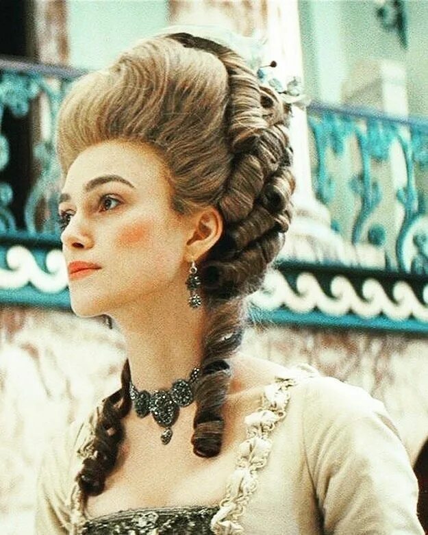 Прически времен The Duchess... in 2020 Historical hairstyles, The duchess of devonshire, Victori