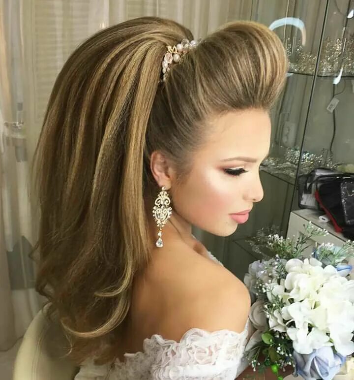 Прически высокие хвосты фото Pin by Ольга Ярош on HairArt Bump hairstyles, Wedding hairstyles, Hairstyle