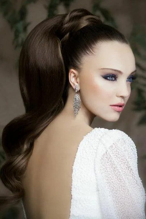 Прически высокие хвосты фото HairStyles panosundaki Pin