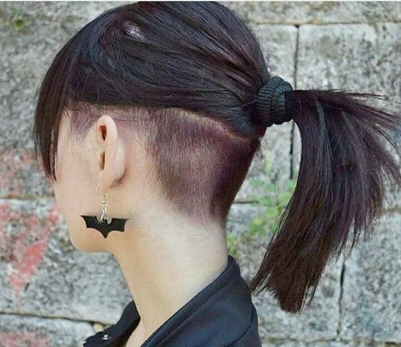 Прически зад длинный Прическа Хвост: самые модные варианты 2021-2022! Undercut long hair, Undercut po