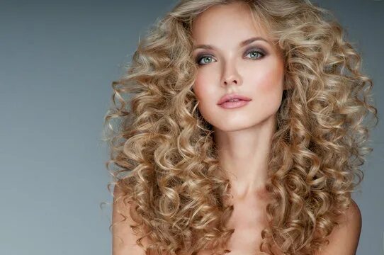 Прически завивки фото Curly Blond Hair Изображения: просматривайте стоковые фотографии, векторные изоб