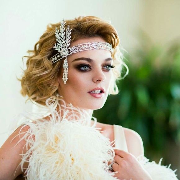 Прически женские гэтсби Gatsby tiara / crown Coiffures vintage, Coiffures gatsby, Cheveux lâchés pour ma