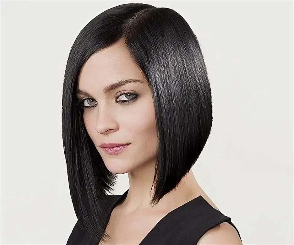 Прически женские карэ Asymmetric long bob (is this Leigh Lezark?) Long bob hairstyles, Long bob haircu