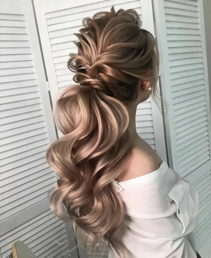 Прически женские на длинные волосы на мероприятие Модная прическа на мероприятие Hair stylist life, Braided hairstyles, Hair inspi