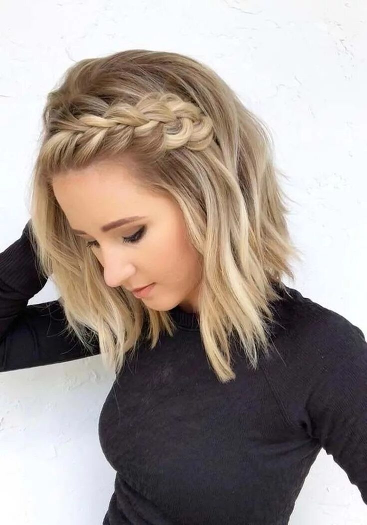 Прически женские на средние повседневные 46 Stylish Short Hairstyle Braids Ideas - #Braids #Hairstyle #Ideas #nails #Shor