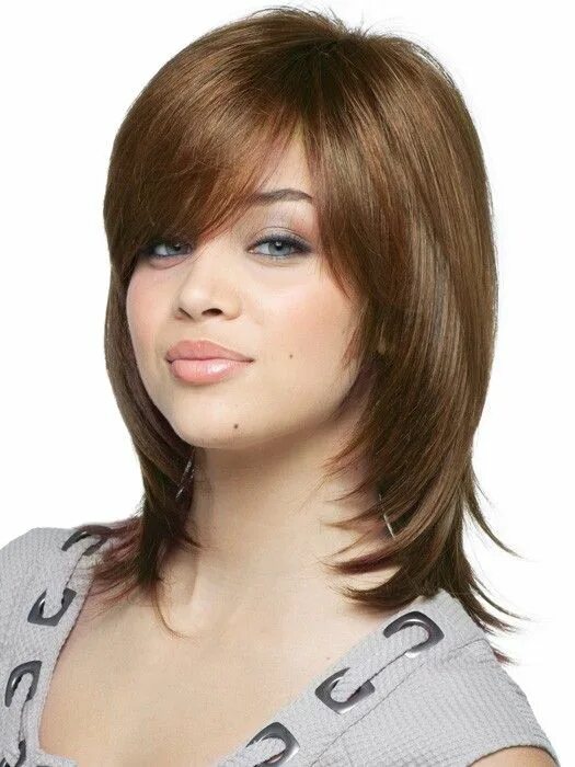 Прически женские на средние волосы круглое Jade Wig by Rene of Paris Medium length hair with layers, Short hair styles for 