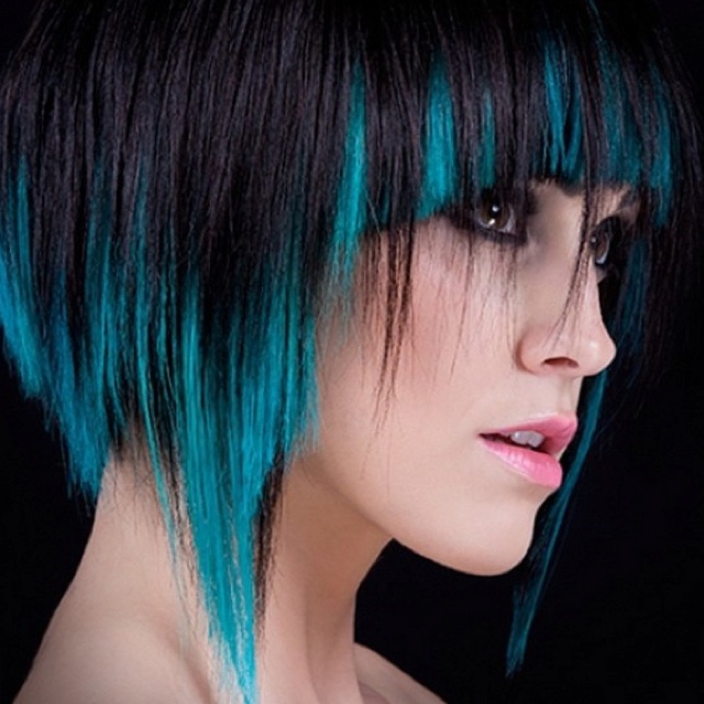 Прически женские окрашивание I really want to do this! Blue dip dye bob hair! Capelli, Tagli di capelli, Idee