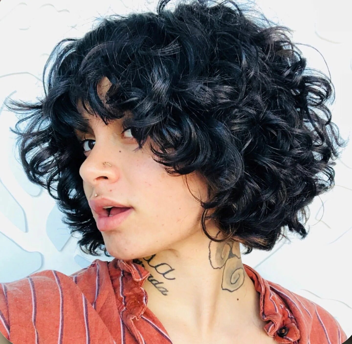 Прически женские вьющиеся Kehlani selfies - February 2018 Curly hair styles, Curly bob hairstyles, Curly h