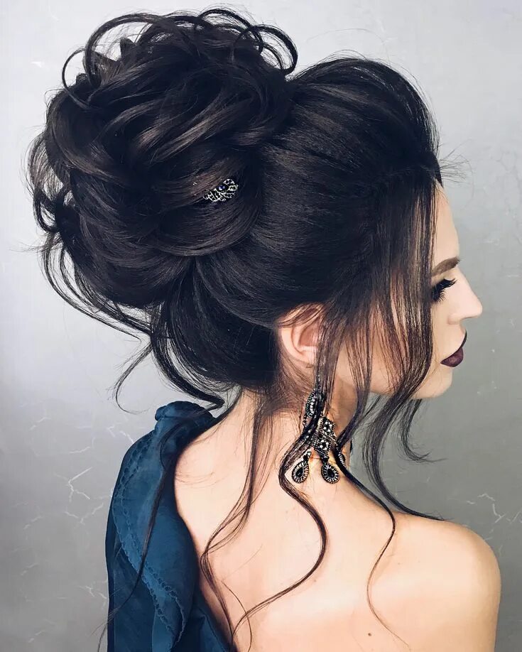 Прическу на вечеринку на длинные волосы Pin by Марина on Прически Hair styles, Long hair styles, Hair updos