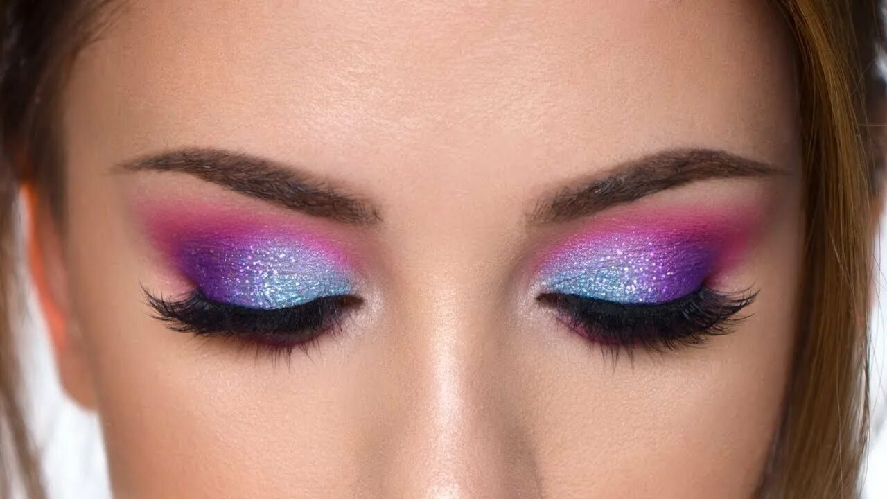 Прием в макияже глаз Colorful Glitter Smokey Eye Makeup Tutorial Purple , Teal and Pink - YouTube