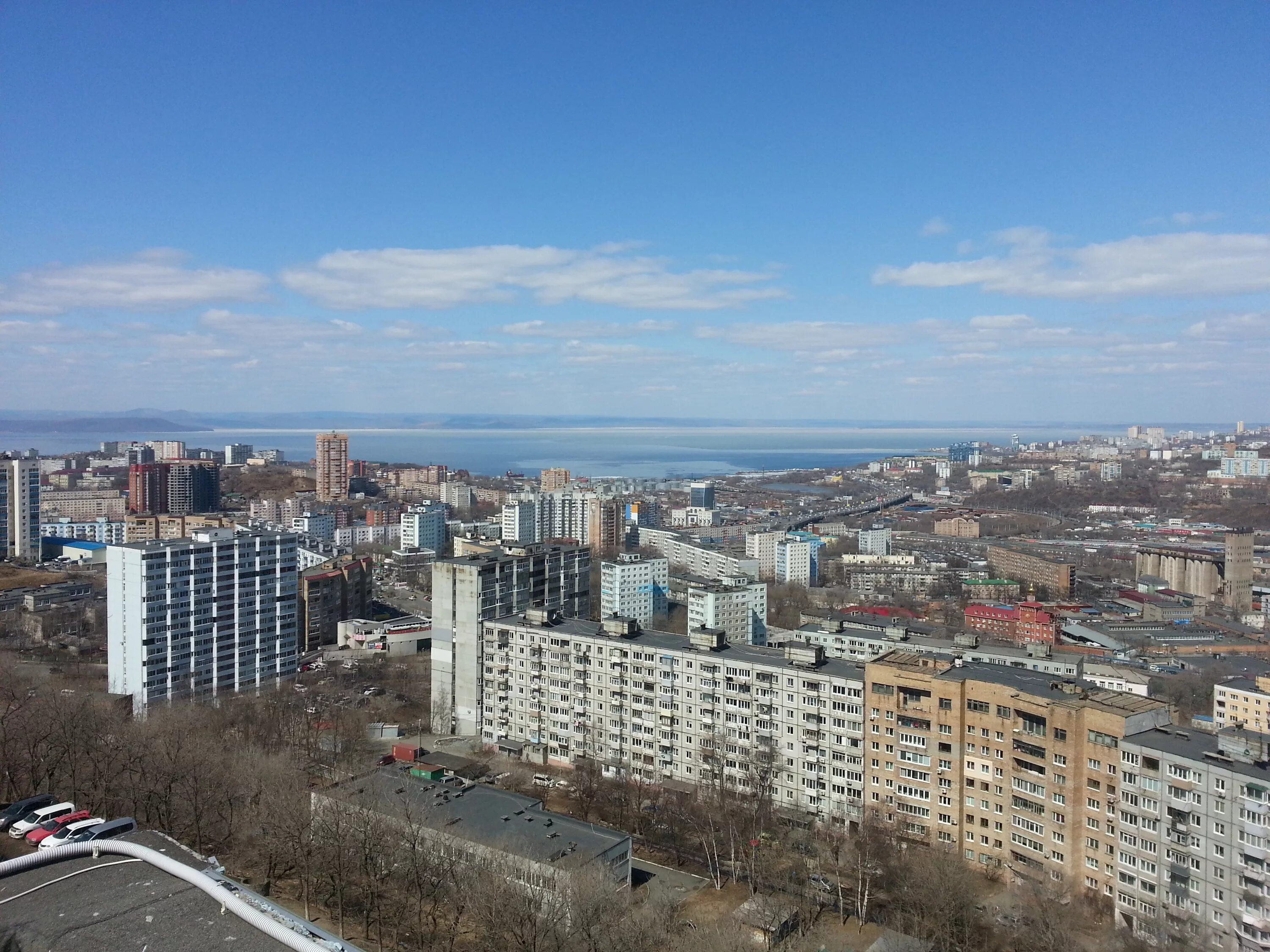 В пригороде Владивостока продается огромный дом - настоящая крепость! - Бизнес-и