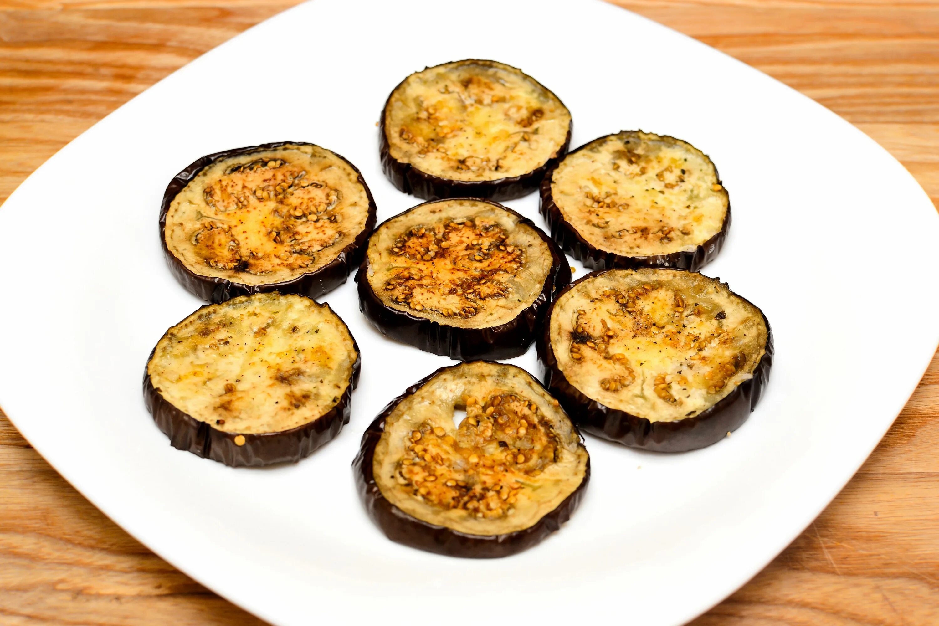 Приготовить баклажаны в духовке с фото How to Bake Eggplant: 10 Steps (with Pictures) - wikiHow Блюда из баклажанов, Ба