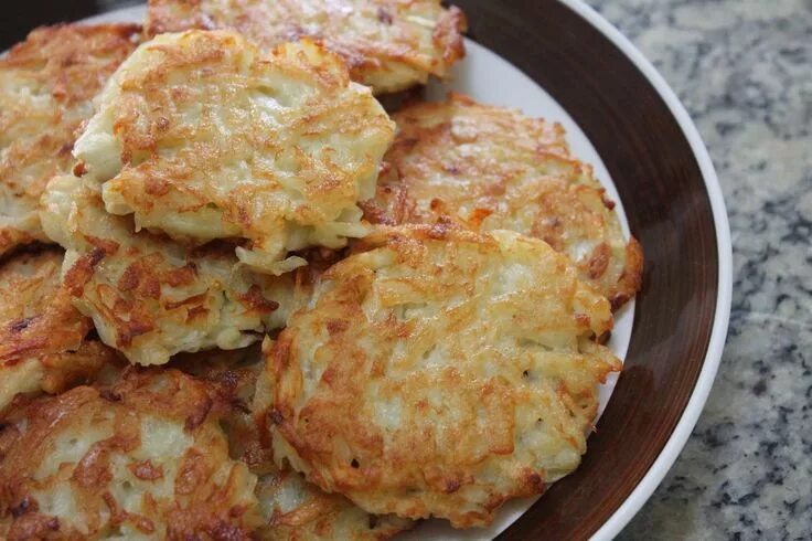 Приготовить драники с фаршем с фото Kartoffelpuffer: German Potato Pancakes Easy german recipes, German potato panca