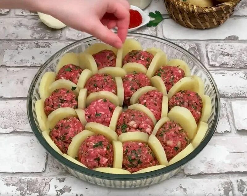 Приготовление быстро и вкусно с фото Фрикадельки в соусе бешамель: шведское блюдо по-французски Еда, Питание рецепты,