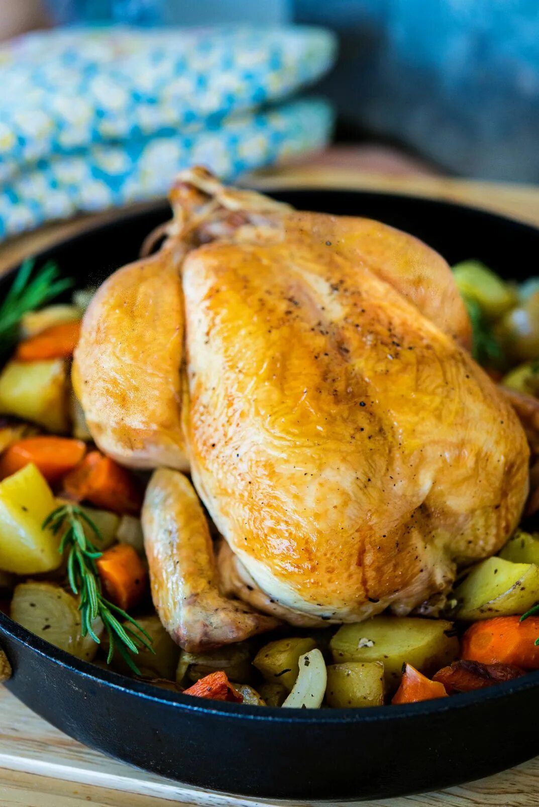 Приготовление индейки фото How to Roast a Chicken Recipe Roast chicken recipes, Food network recipes, Chick