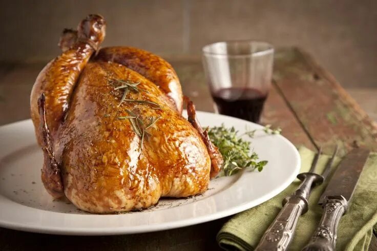 Приготовление индейки в духовке с фото How To Roast A Turkey Using A Honey Brine Frango assado simples, Frango assado p