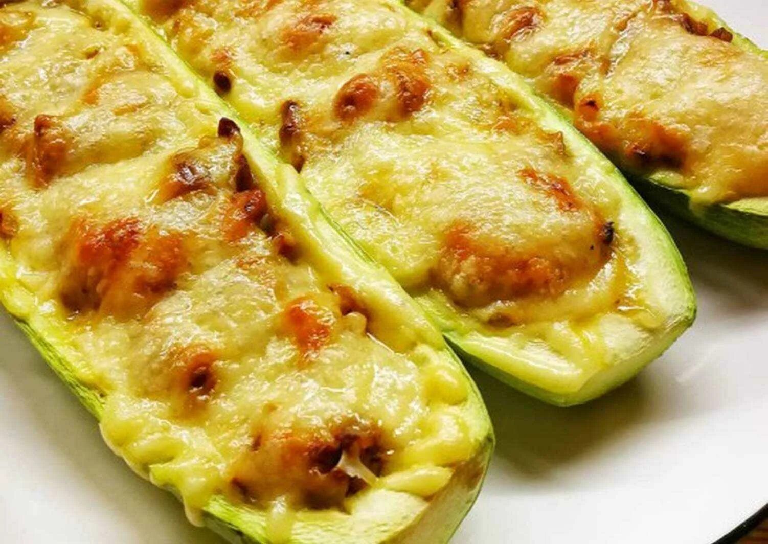 Приготовление кабачков в духовке рецепты с фото Как вкусно приготовить кабачки с сыром