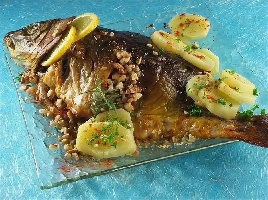 Приготовление карпа с фото In Poland it is custom to eat a fried carp part of the Christmas eve dinner. In 