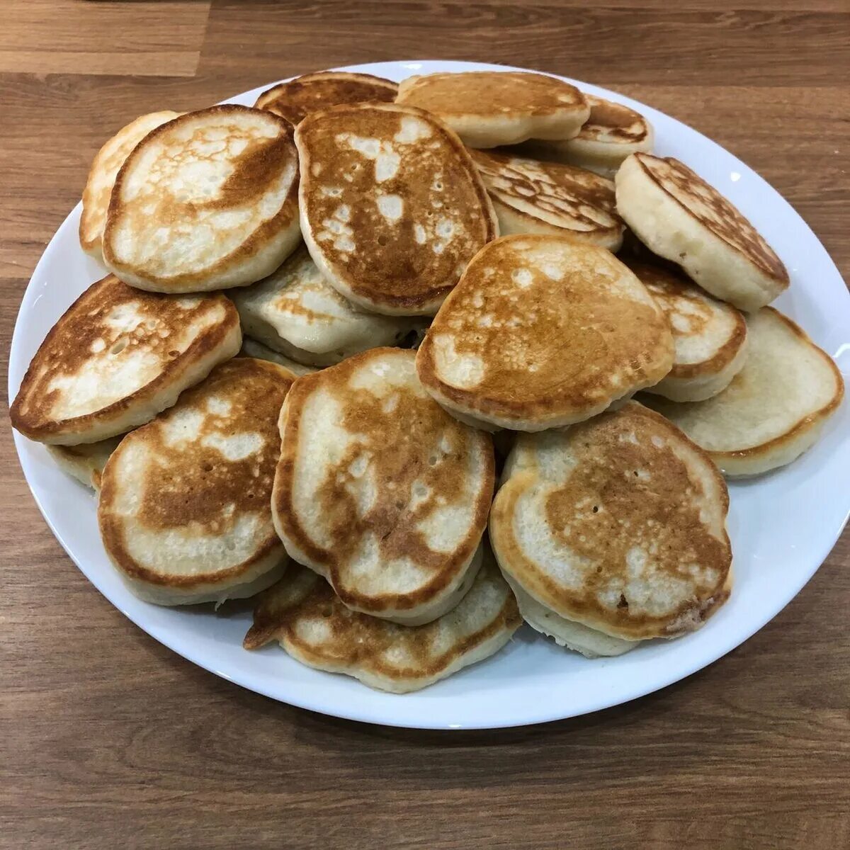 Приготовление оладьев на кефире с фото Пышные оладья на кефире. Вкусные и простые рецепты. Дзен