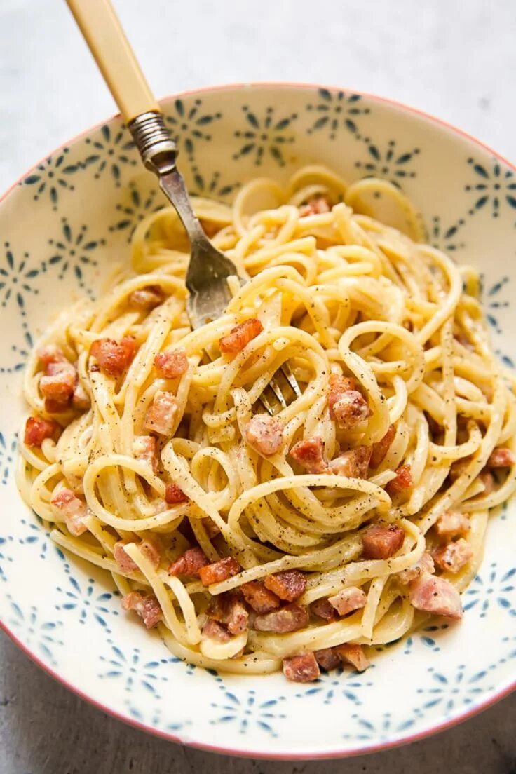 Приготовление пасты рецепты фото Spaghetti Carbonara Carbonara sauce, Easy carbonara sauce, Carbonara recipe