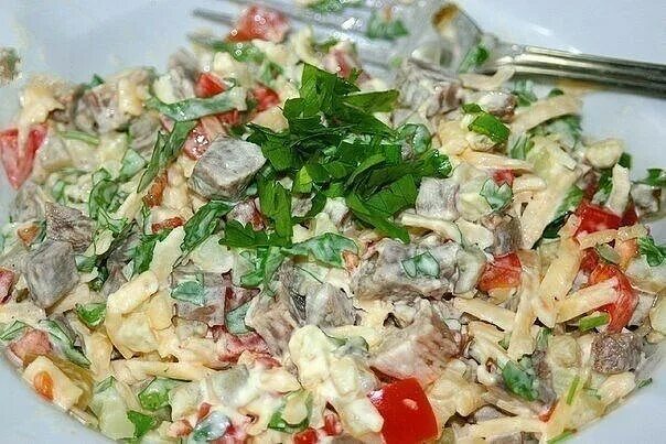 Лучшие Рецепты on Instagram: "Салат "Быстро и вкусно"☺ Этот салат настолько прос