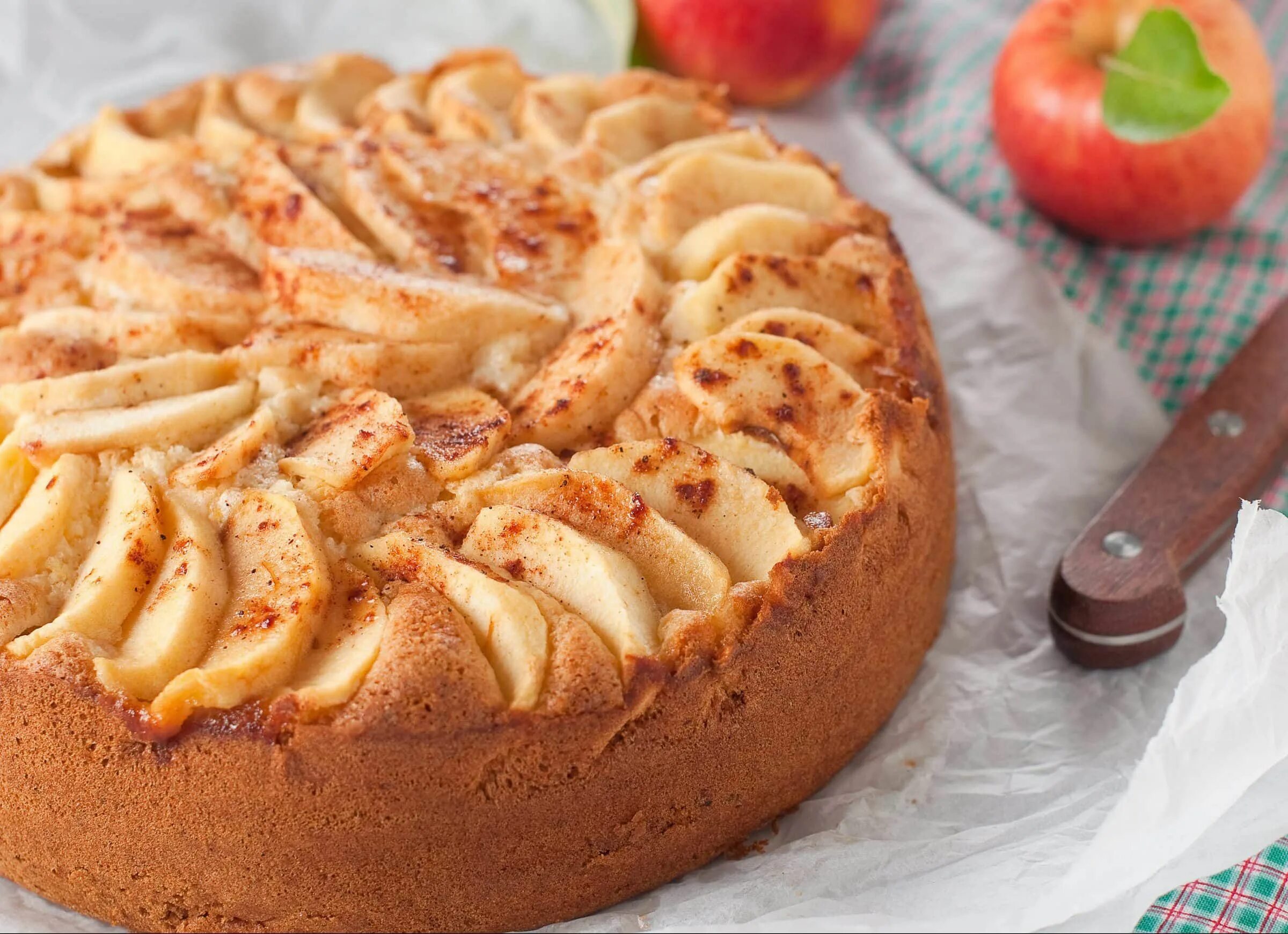 Приготовление шарлотки фото Ricetta Torta di Mele Soffice - Il Club delle Ricette Ricetta Ricette, Ricette d