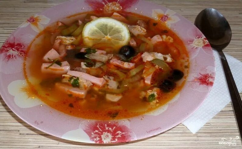 Приготовление солянки с колбасой с фото Солянка с мясом и колбасой - пошаговый рецепт с фото на Повар.ру