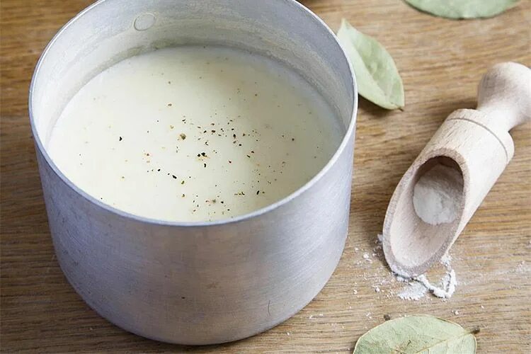 Приготовления соуса фото Как приготовить белый соус Recette avec bechamel, Recette, Bechamel sans beurre