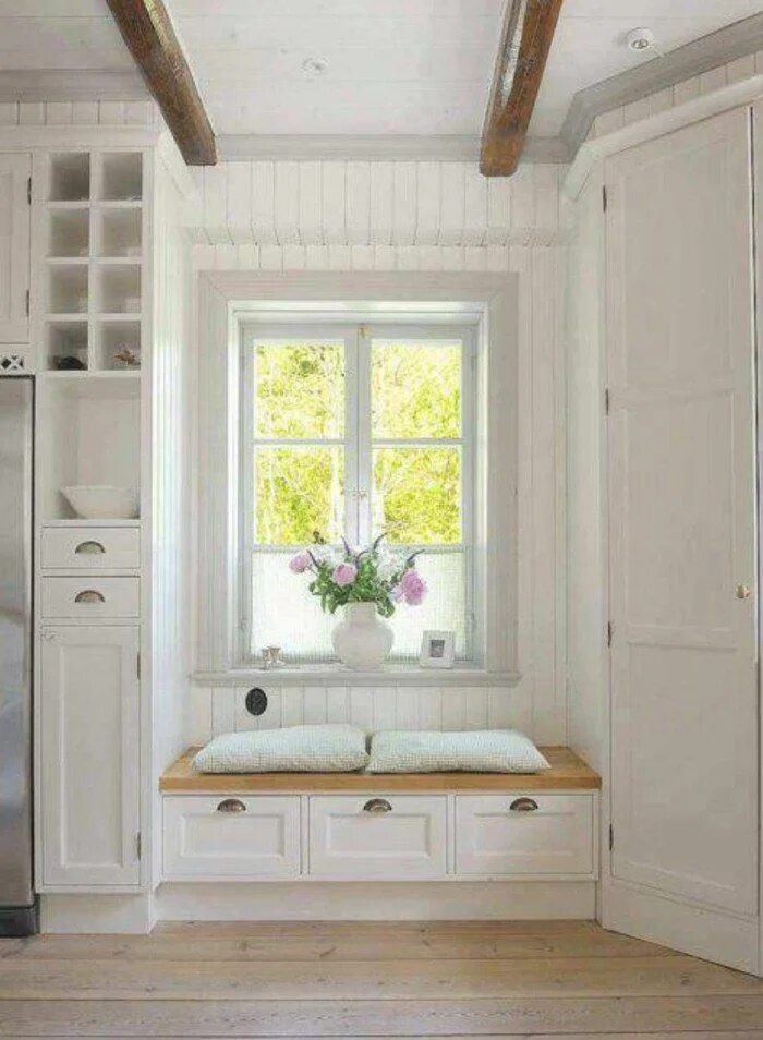 Прихожая дизайн в доме с окном Pin by Tammie Lewis on Kitchen Design Window seat kitchen, House design, Home de