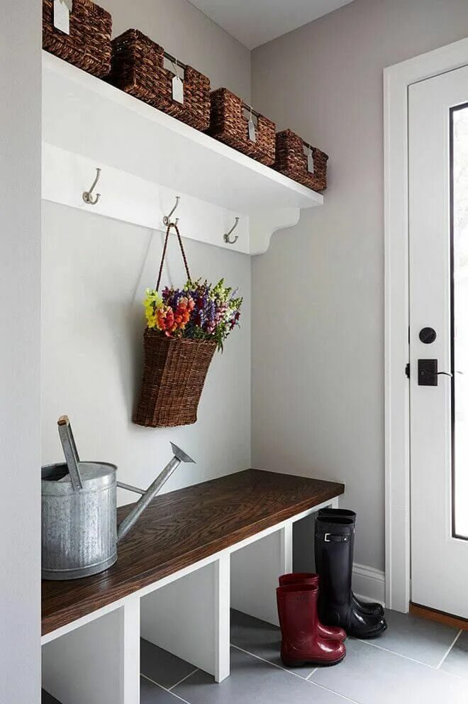 Прихожая интерьер своими руками shiplap in laundry room - Google Search Mudroom decor, Mudroom entryway, Storage