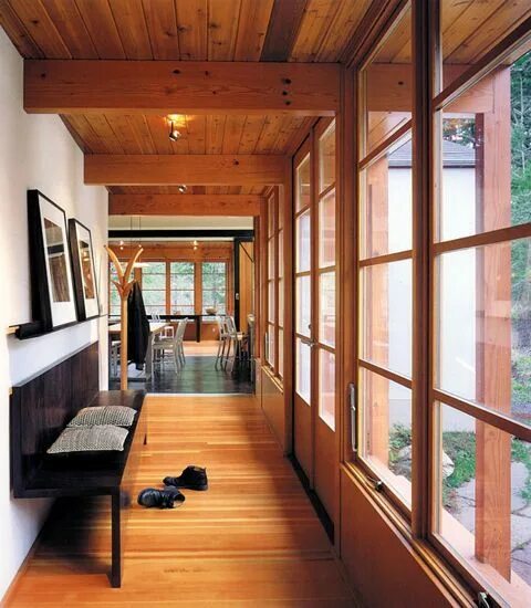 Прихожая пристройка к дому фото David Coleman Architecture Hallway designs, Cabin design, Modern cabin design