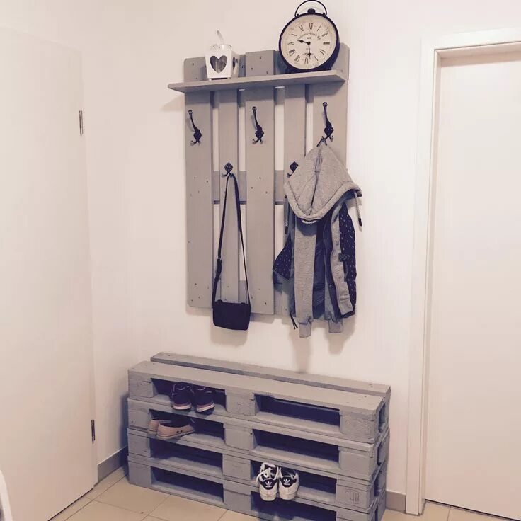 Прихожая сделать своими руками фото Do it yourself Garderobe aus Paletten. #DIY #Garderobe #Palette #Palettenmöbel #