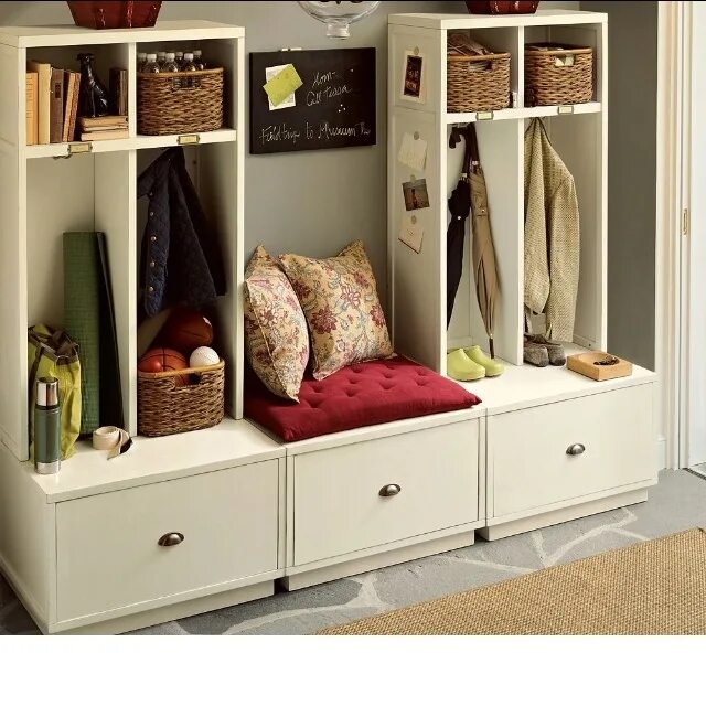 Прихожая своими руками фото идеи fab alternative to an entrance way closet. Mud room storage, Small closet organi