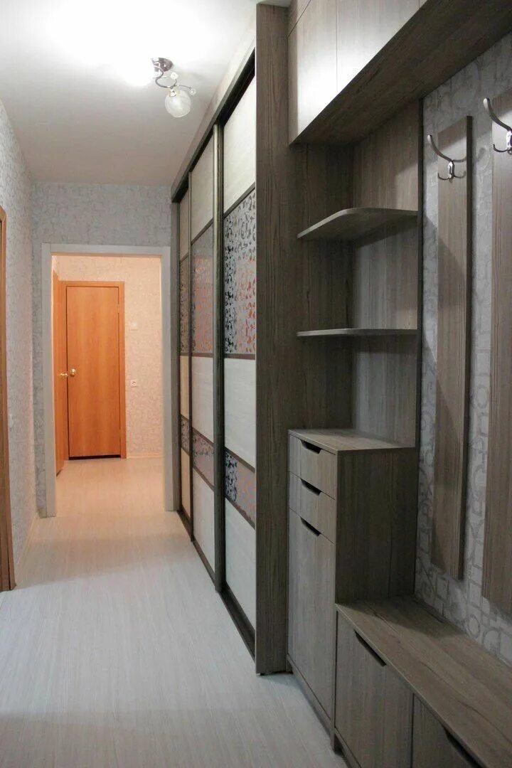 Прихожая в длину фото Pin on Интерьер Closet cabinets, Interior design, Modern