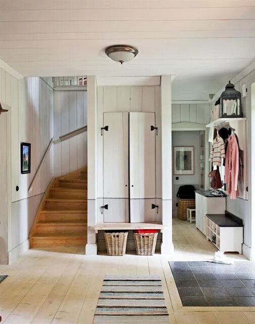 Прихожая в небольшом доме фото mudroom Hus, House ideas, Designhem