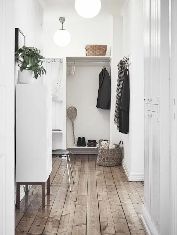 Прихожая в скандинавском стиле фото The Nordic Way #2 Scandy minimal entryway Home, House interior, Interior design