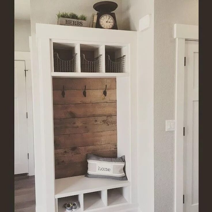 Прихожие ниши фото Adorable 60 Entryway Mudroom Bench Design Ideas https://domakeover.com/60-entryw