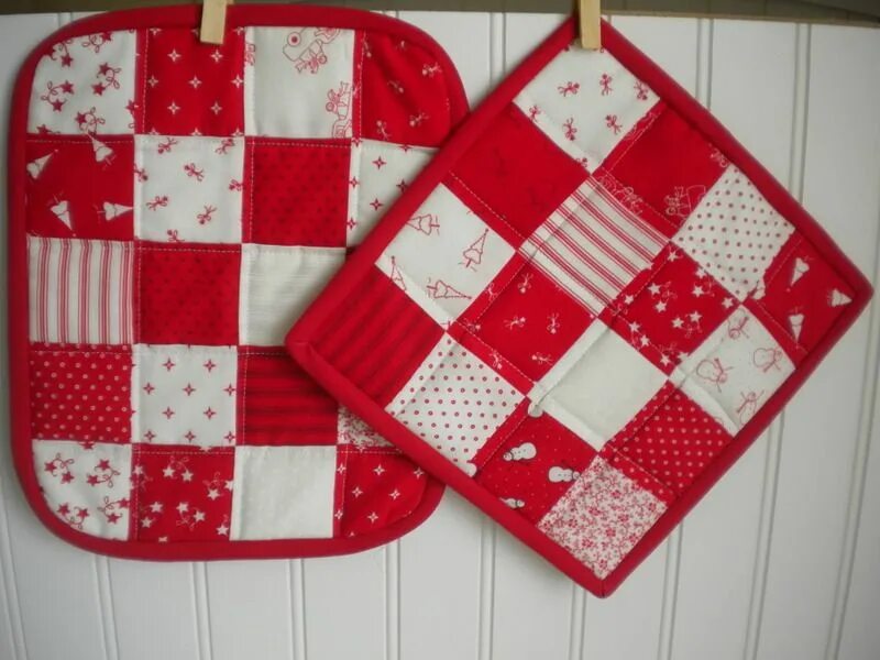 Прихватки фото схемы 15 Things to Make for Christmas - Christmas Projects A Quilting Life Quilted pot