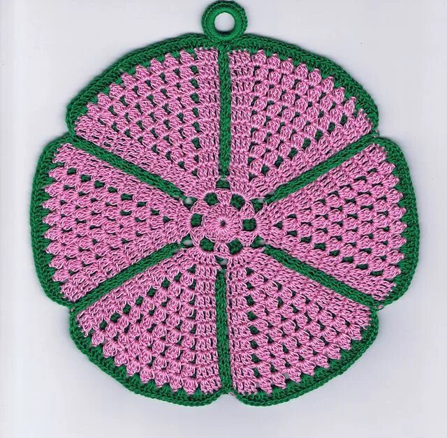 Прихватки крючком фото мастер класс Flower Potholder pattern by Sónia Maria Potholder patterns, Crochet hot pads, Cr