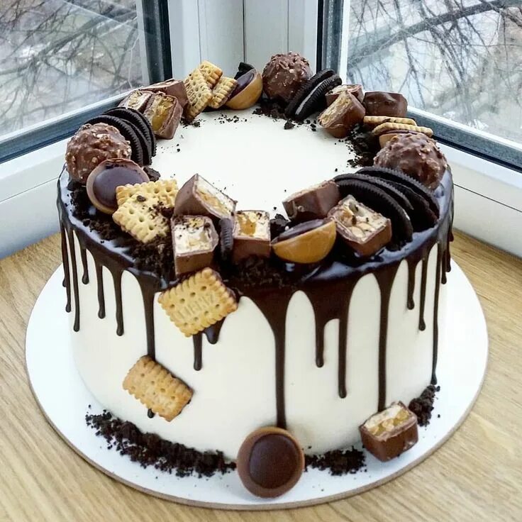 Прикольное оформление торта Épinglé sur bolos Idée gateau, Recette de gâteau d'anniversaire, Gâteaux et dess