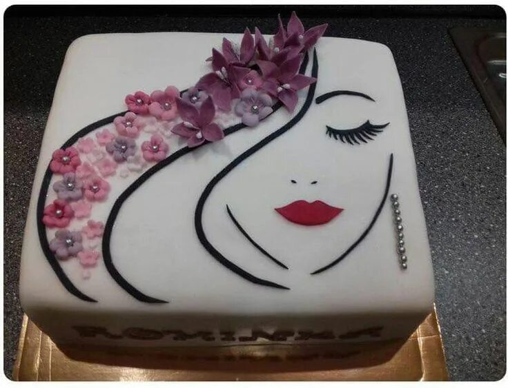 Прикольное оформление торта для женщины Pin by Gracilene Dias on Bolos Decorados Beautiful birthday cakes, Cake decorati