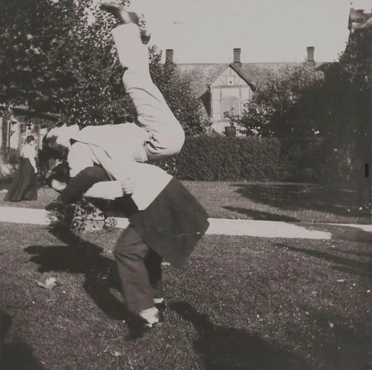 Прикольные фото николая 2 Tsar Nicholas II messing around; 1899 Tsar nicholas ii, Tsar nicholas, Victorian