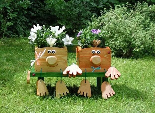 Прикольные поделки для дачи своими руками 22 Unusual Containers with Flowers to Add Fun to Summer Backyard Designs Backyar