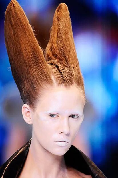 Прикольные прически 2024 Wild Crazy Hair Styles for Halloween Crazy hair, Runway hair, Unique hairstyles